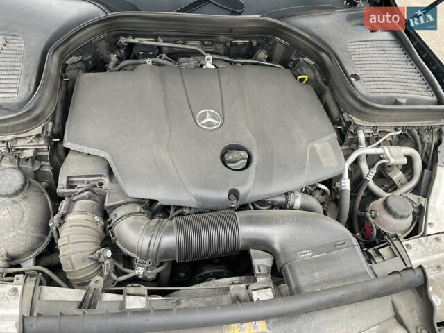 Черный Мерседес GLC-Class Coupe, объемом двигателя 2.14 л и пробегом 111 тыс. км за 39000 $, фото 7 на Automoto.ua