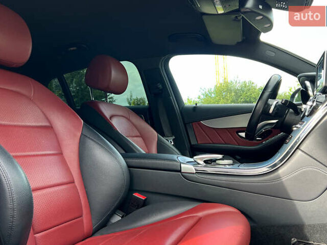 Чорний Мерседес GLC-Class Coupe, об'ємом двигуна 2.2 л та пробігом 131 тис. км за 39500 $, фото 20 на Automoto.ua