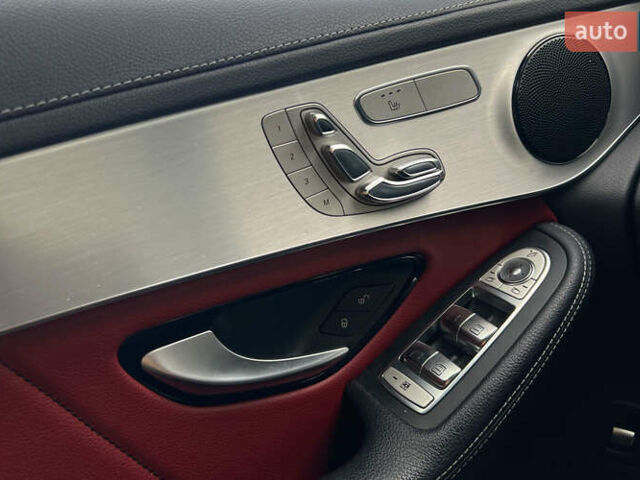 Чорний Мерседес GLC-Class Coupe, об'ємом двигуна 2.2 л та пробігом 131 тис. км за 39500 $, фото 17 на Automoto.ua