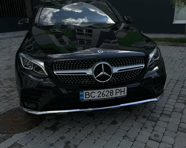 Черный Мерседес GLC-Class Coupe, объемом двигателя 1.99 л и пробегом 114 тыс. км за 33000 $, фото 12 на Automoto.ua