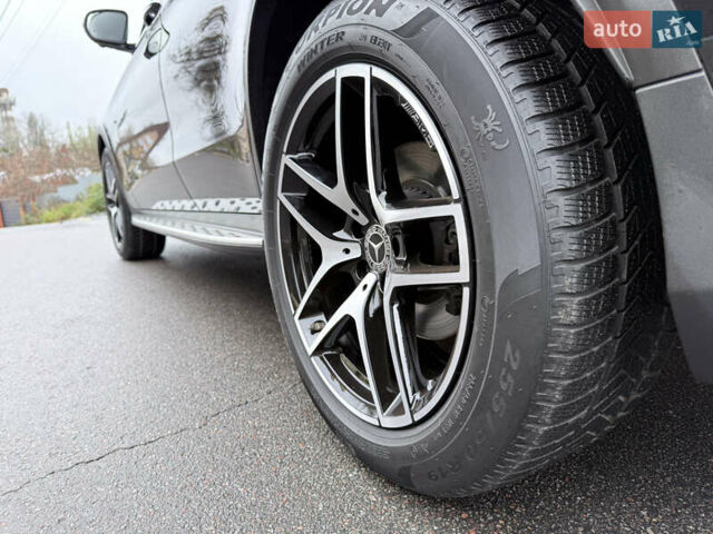 Черный Мерседес GLC-Class Coupe, объемом двигателя 2.14 л и пробегом 89 тыс. км за 36900 $, фото 9 на Automoto.ua