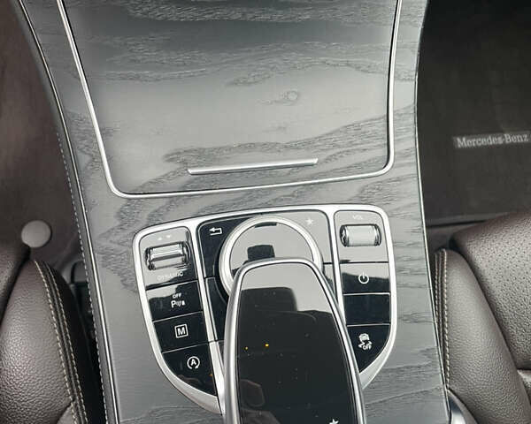 Черный Мерседес GLC-Class Coupe, объемом двигателя 2.14 л и пробегом 111 тыс. км за 39000 $, фото 23 на Automoto.ua