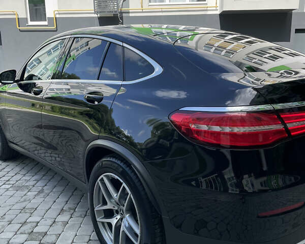 Черный Мерседес GLC-Class Coupe, объемом двигателя 1.99 л и пробегом 114 тыс. км за 33000 $, фото 5 на Automoto.ua