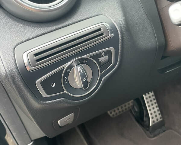 Черный Мерседес GLC-Class Coupe, объемом двигателя 2.14 л и пробегом 111 тыс. км за 39000 $, фото 21 на Automoto.ua