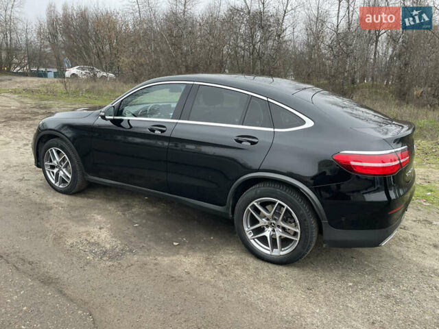 Черный Мерседес GLC-Class Coupe, объемом двигателя 2.14 л и пробегом 111 тыс. км за 39000 $, фото 5 на Automoto.ua