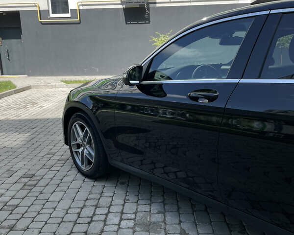 Черный Мерседес GLC-Class Coupe, объемом двигателя 1.99 л и пробегом 114 тыс. км за 33000 $, фото 6 на Automoto.ua