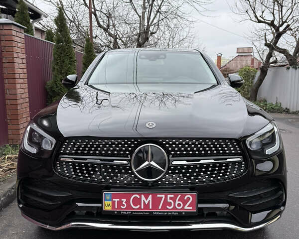 Черный Мерседес GLC-Class Coupe, объемом двигателя 2.14 л и пробегом 89 тыс. км за 36900 $, фото 4 на Automoto.ua