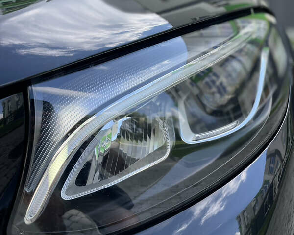 Черный Мерседес GLC-Class Coupe, объемом двигателя 1.99 л и пробегом 114 тыс. км за 33000 $, фото 8 на Automoto.ua