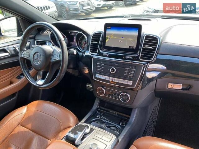 Черный Мерседес GLC-Class Coupe, объемом двигателя 3 л и пробегом 61 тыс. км за 55800 $, фото 11 на Automoto.ua