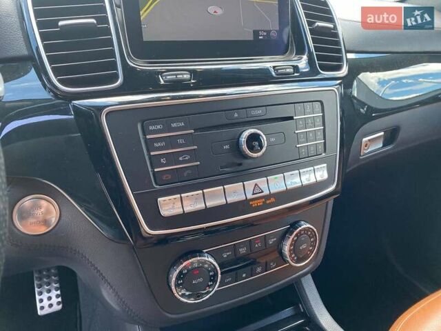 Черный Мерседес GLC-Class Coupe, объемом двигателя 3 л и пробегом 61 тыс. км за 55800 $, фото 18 на Automoto.ua