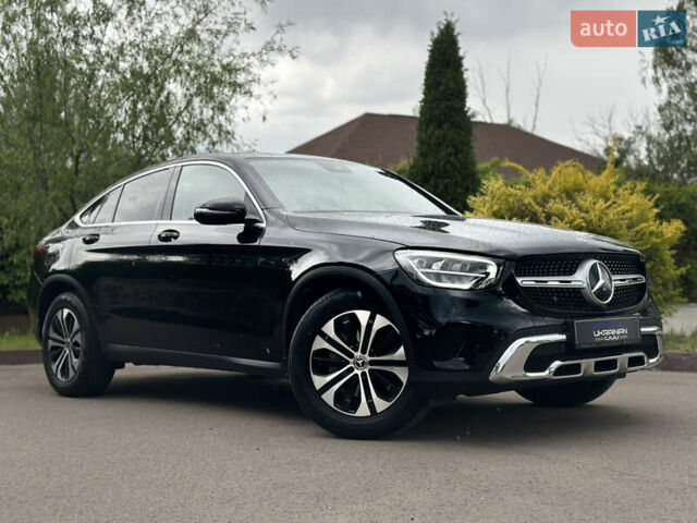 Черный Мерседес GLC-Class Coupe, объемом двигателя 1.95 л и пробегом 52 тыс. км за 45999 $, фото 7 на Automoto.ua