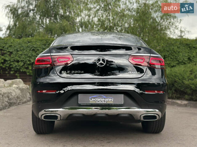 Черный Мерседес GLC-Class Coupe, объемом двигателя 1.95 л и пробегом 52 тыс. км за 45999 $, фото 12 на Automoto.ua