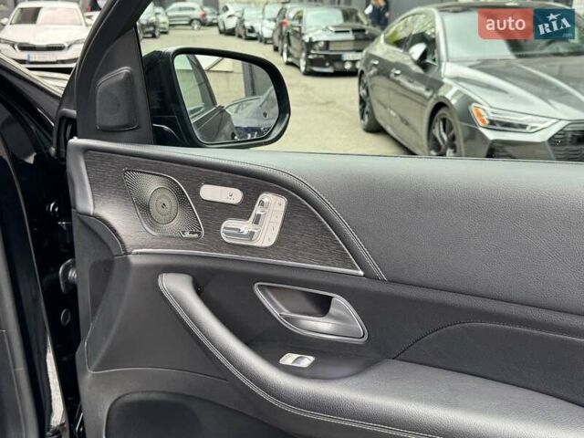 Черный Мерседес GLC-Class Coupe, объемом двигателя 2.93 л и пробегом 98 тыс. км за 79950 $, фото 18 на Automoto.ua