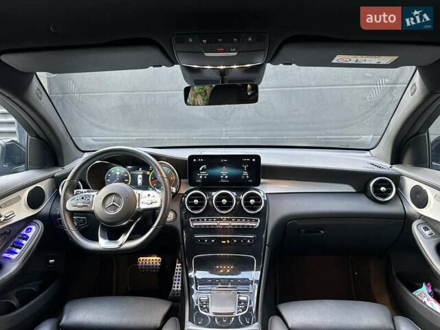 Черный Мерседес GLC-Class Coupe, объемом двигателя 2.93 л и пробегом 81 тыс. км за 54500 $, фото 36 на Automoto.ua