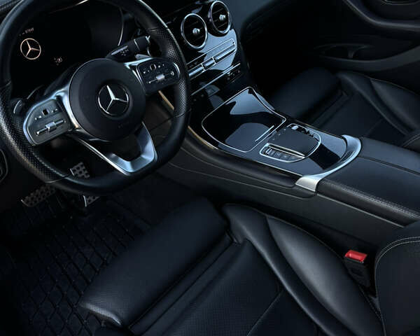 Чорний Мерседес GLC-Class Coupe, об'ємом двигуна 2.93 л та пробігом 88 тис. км за 49499 $, фото 14 на Automoto.ua