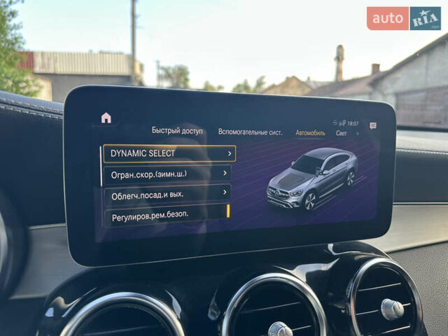 Черный Мерседес GLC-Class Coupe, объемом двигателя 2.93 л и пробегом 81 тыс. км за 54500 $, фото 40 на Automoto.ua