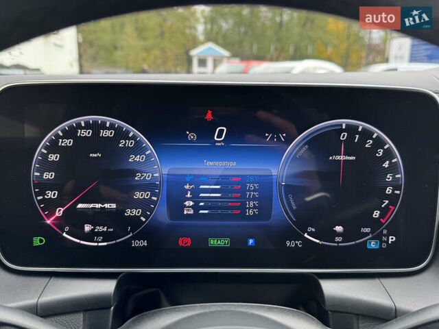 Мерседес GLC-Class Coupe 2024 у Києві на Automoto.ua Чорний Мерседес GLC-Class Coupe, об'ємом двигуна 2 л та пробігом 19 тис. км за 129999 $, фото 61 на Automoto.ua