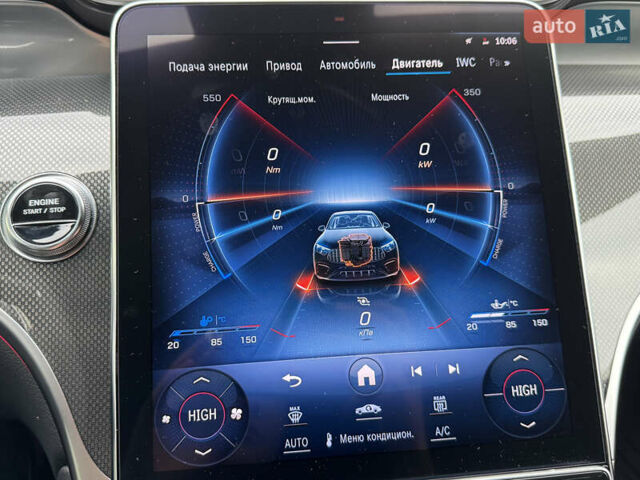 Мерседес GLC-Class Coupe 2024 у Києві на Automoto.ua Чорний Мерседес GLC-Class Coupe, об'ємом двигуна 2 л та пробігом 19 тис. км за 129999 $, фото 77 на Automoto.ua