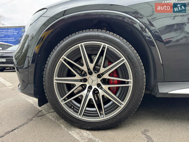 Мерседес GLC-Class Coupe 2024 у Києві на Automoto.ua Чорний Мерседес GLC-Class Coupe, об'ємом двигуна 2 л та пробігом 19 тис. км за 129999 $, фото 92 на Automoto.ua