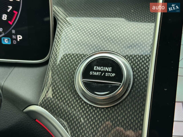 Мерседес GLC-Class Coupe 2024 у Києві на Automoto.ua Чорний Мерседес GLC-Class Coupe, об'ємом двигуна 2 л та пробігом 19 тис. км за 129999 $, фото 26 на Automoto.ua