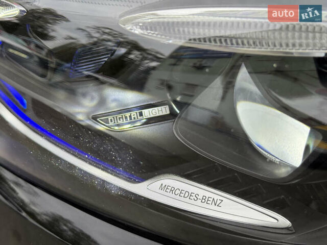 Мерседес GLC-Class Coupe 2024 у Києві на Automoto.ua Чорний Мерседес GLC-Class Coupe, об'ємом двигуна 2 л та пробігом 19 тис. км за 129999 $, фото 87 на Automoto.ua