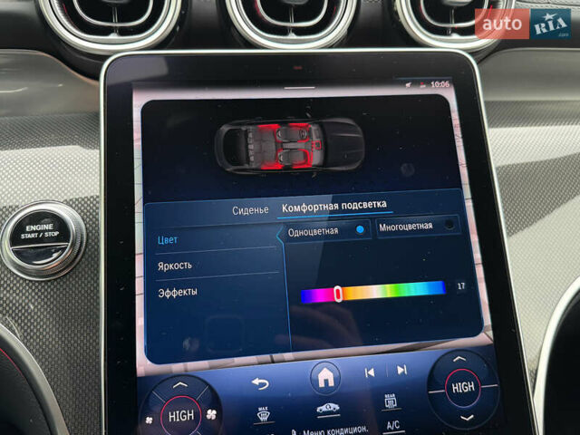 Мерседес GLC-Class Coupe 2024 у Києві на Automoto.ua Чорний Мерседес GLC-Class Coupe, об'ємом двигуна 2 л та пробігом 19 тис. км за 129999 $, фото 73 на Automoto.ua