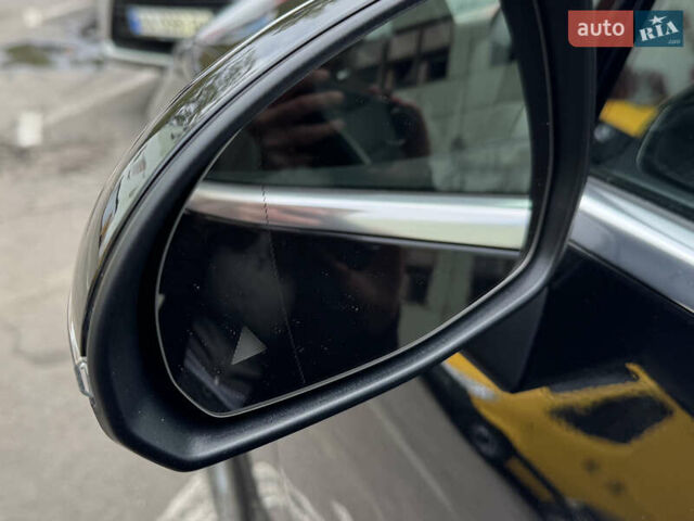 Мерседес GLC-Class Coupe 2024 у Києві на Automoto.ua Чорний Мерседес GLC-Class Coupe, об'ємом двигуна 2 л та пробігом 19 тис. км за 129999 $, фото 106 на Automoto.ua