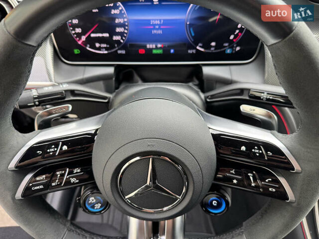 Мерседес GLC-Class Coupe 2024 у Києві на Automoto.ua Чорний Мерседес GLC-Class Coupe, об'ємом двигуна 2 л та пробігом 19 тис. км за 129999 $, фото 25 на Automoto.ua