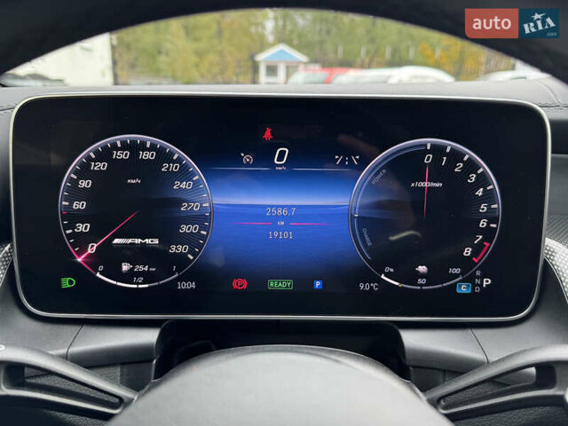 Мерседес GLC-Class Coupe 2024 у Києві на Automoto.ua Чорний Мерседес GLC-Class Coupe, об'ємом двигуна 2 л та пробігом 19 тис. км за 129999 $, фото 58 на Automoto.ua