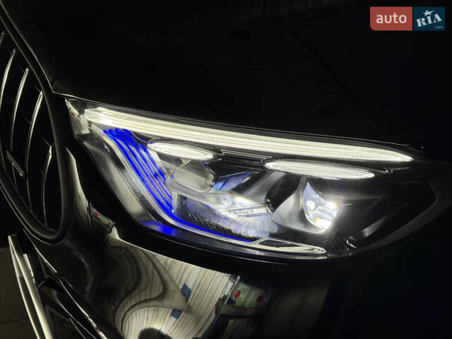 Мерседес GLC-Class Coupe 2024 у Києві на Automoto.ua Чорний Мерседес GLC-Class Coupe, об'ємом двигуна 2 л та пробігом 19 тис. км за 129999 $, фото 88 на Automoto.ua