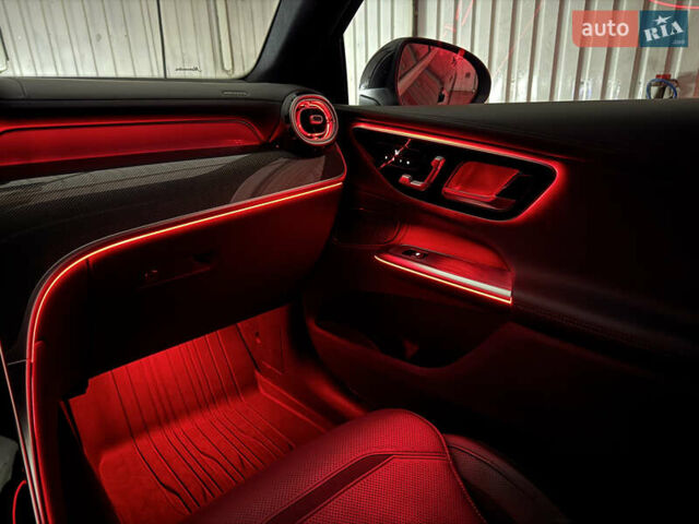 Мерседес GLC-Class Coupe 2024 у Києві на Automoto.ua Чорний Мерседес GLC-Class Coupe, об'ємом двигуна 2 л та пробігом 19 тис. км за 129999 $, фото 41 на Automoto.ua