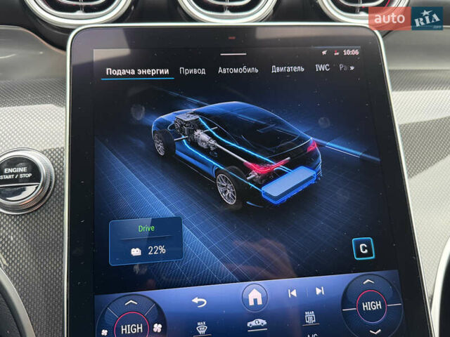 Мерседес GLC-Class Coupe 2024 у Києві на Automoto.ua Чорний Мерседес GLC-Class Coupe, об'ємом двигуна 2 л та пробігом 19 тис. км за 129999 $, фото 76 на Automoto.ua