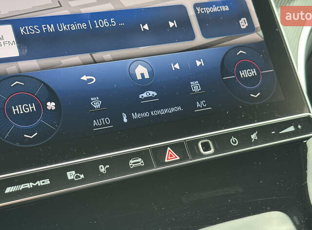 Мерседес GLC-Class Coupe 2024 у Києві на Automoto.ua Чорний Мерседес GLC-Class Coupe, об'ємом двигуна 2 л та пробігом 19 тис. км за 129999 $, фото 28 на Automoto.ua
