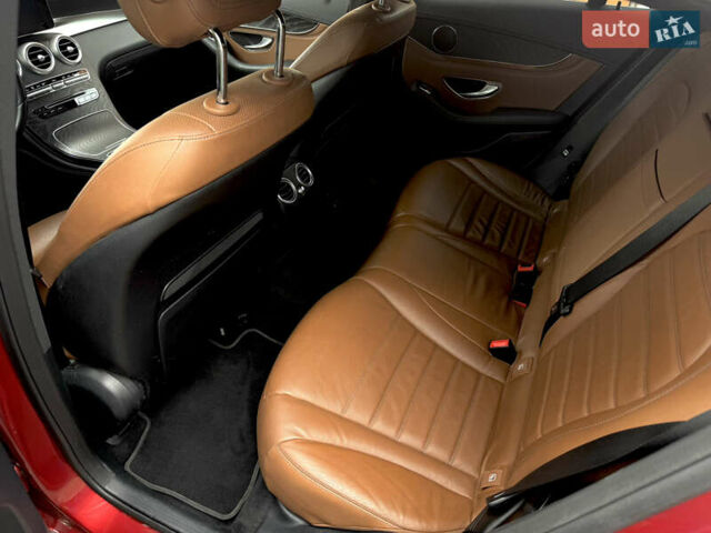 Червоний Мерседес GLC-Class Coupe, об'ємом двигуна 1.99 л та пробігом 147 тис. км за 40900 $, фото 8 на Automoto.ua