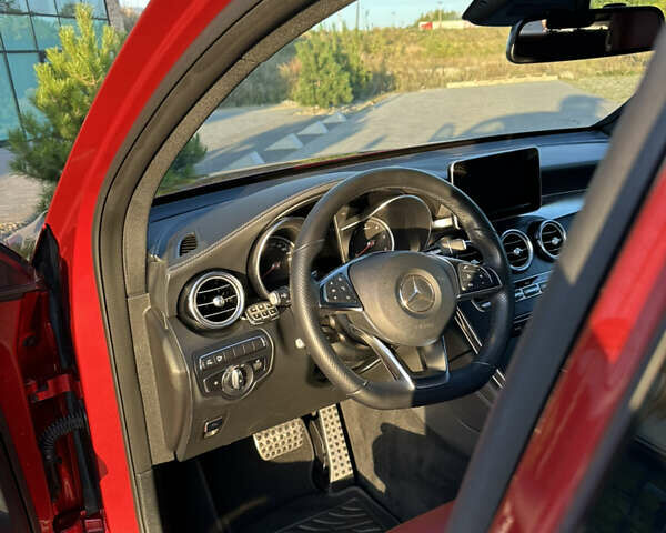 Красный Мерседес GLC-Class Coupe, объемом двигателя 2.14 л и пробегом 65 тыс. км за 43000 $, фото 16 на Automoto.ua