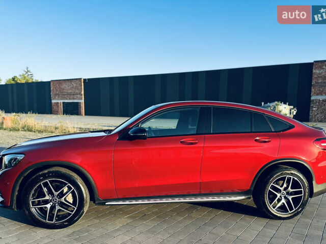 Красный Мерседес GLC-Class Coupe, объемом двигателя 2.14 л и пробегом 65 тыс. км за 43000 $, фото 1 на Automoto.ua