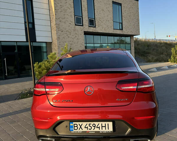 Красный Мерседес GLC-Class Coupe, объемом двигателя 2.14 л и пробегом 65 тыс. км за 43000 $, фото 13 на Automoto.ua