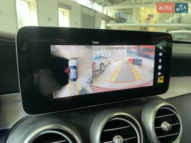 Червоний Мерседес GLC-Class Coupe, об'ємом двигуна 1.99 л та пробігом 80 тис. км за 42500 $, фото 29 на Automoto.ua