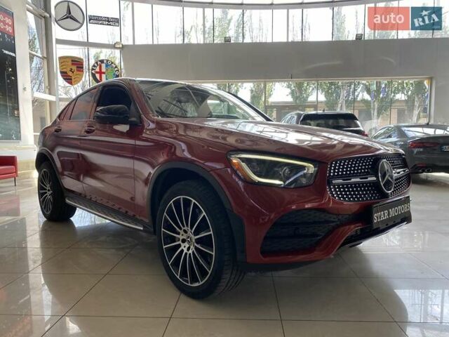 Червоний Мерседес GLC-Class Coupe, об'ємом двигуна 1.99 л та пробігом 80 тис. км за 42500 $, фото 8 на Automoto.ua