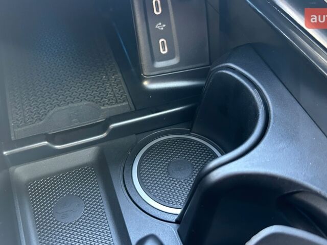 купити нове авто Мерседес GLC-Class Coupe 2025 року від офіційного дилера Полтава-Авто Мерседес фото