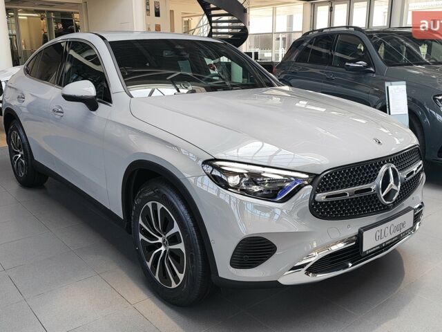 Мерседес GLC-Class Coupe, объемом двигателя 1.99 л и пробегом 0 тыс. км за 93047 $, фото 3 на Automoto.ua