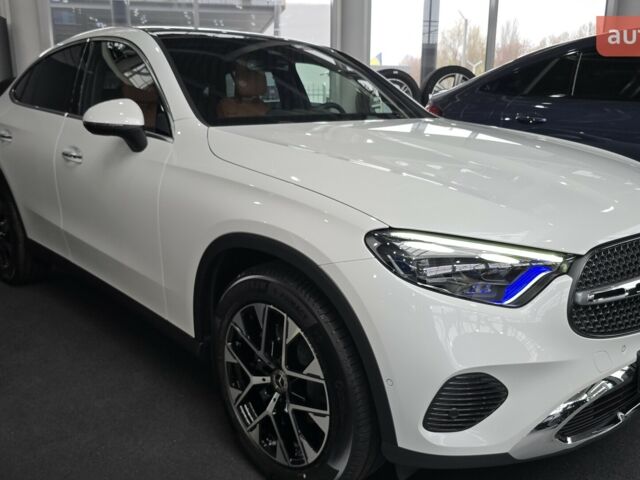 Мерседес GLC-Class Coupe, объемом двигателя 1.99 л и пробегом 0 тыс. км за 88625 $, фото 3 на Automoto.ua