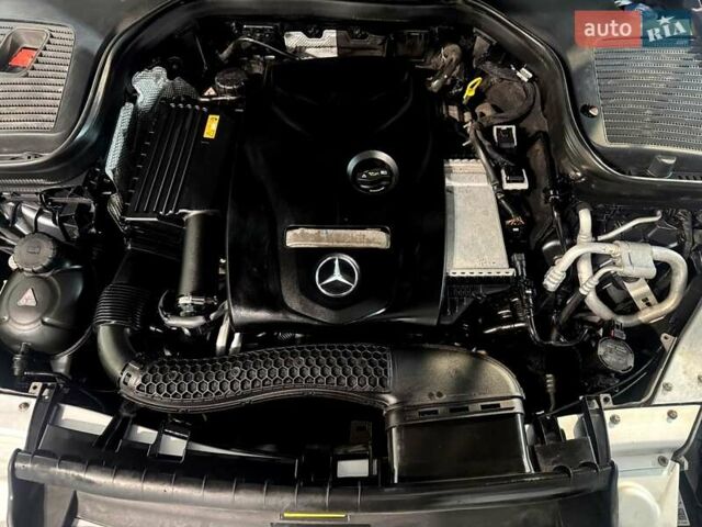 Серый Мерседес GLC-Class Coupe, объемом двигателя 1.99 л и пробегом 140 тыс. км за 37900 $, фото 61 на Automoto.ua