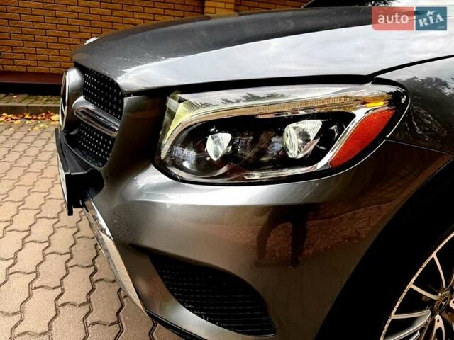 Серый Мерседес GLC-Class Coupe, объемом двигателя 1.99 л и пробегом 140 тыс. км за 37900 $, фото 13 на Automoto.ua