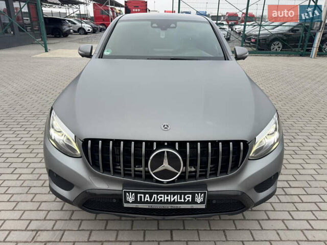 Серый Мерседес GLC-Class Coupe, объемом двигателя 2.2 л и пробегом 260 тыс. км за 34777 $, фото 9 на Automoto.ua