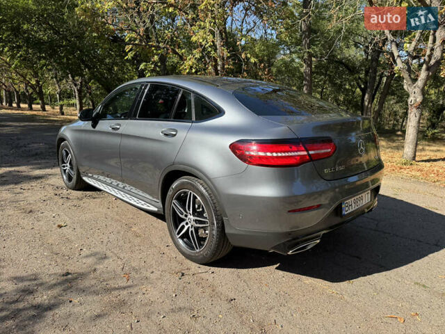 Серый Мерседес GLC-Class Coupe, объемом двигателя 2 л и пробегом 105 тыс. км за 35000 $, фото 5 на Automoto.ua