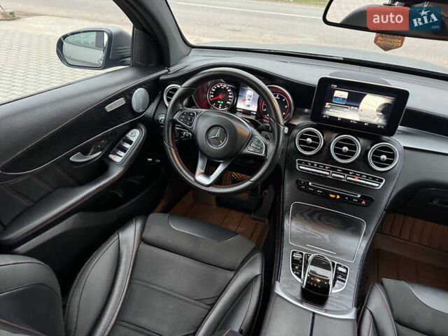 Серый Мерседес GLC-Class Coupe, объемом двигателя 2.2 л и пробегом 260 тыс. км за 34777 $, фото 42 на Automoto.ua