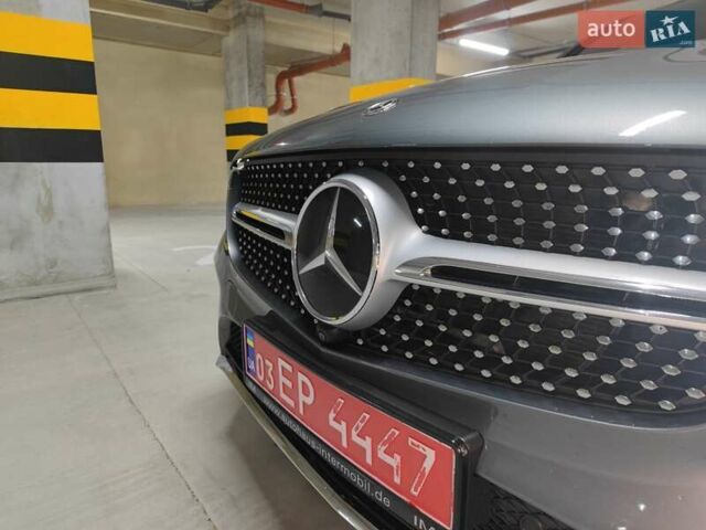 Серый Мерседес GLC-Class Coupe, объемом двигателя 2.99 л и пробегом 124 тыс. км за 45900 $, фото 11 на Automoto.ua