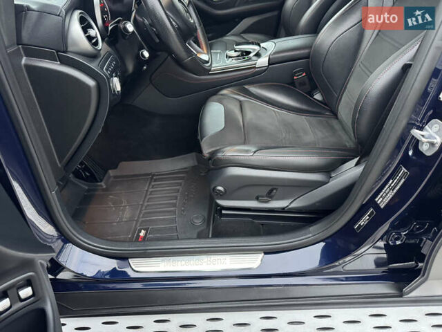 Серый Мерседес GLC-Class Coupe, объемом двигателя 2.2 л и пробегом 260 тыс. км за 34777 $, фото 23 на Automoto.ua