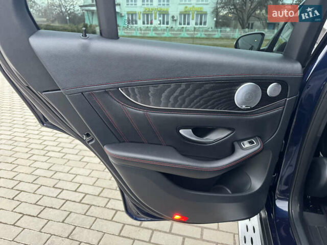 Серый Мерседес GLC-Class Coupe, объемом двигателя 2.2 л и пробегом 260 тыс. км за 34777 $, фото 35 на Automoto.ua